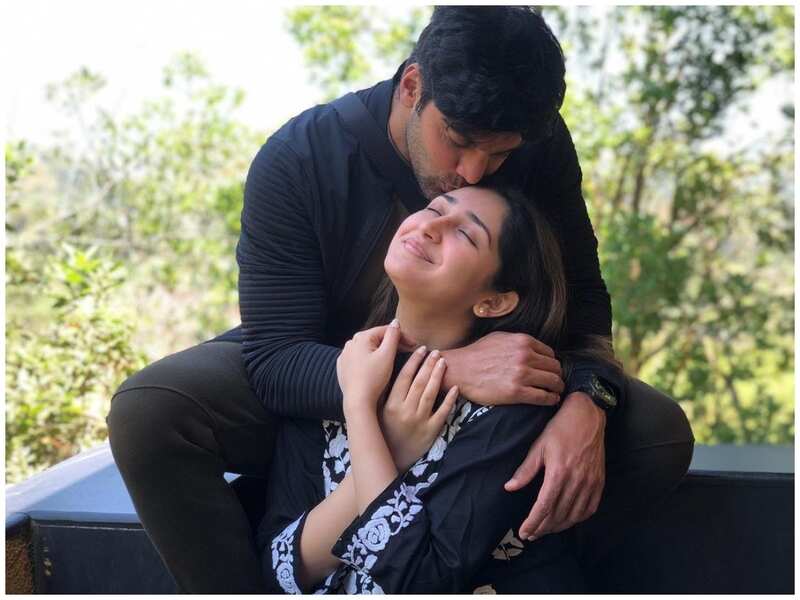 'Yuvarathnaa' actress Sayyeshaa and husband Arya blessed with a baby