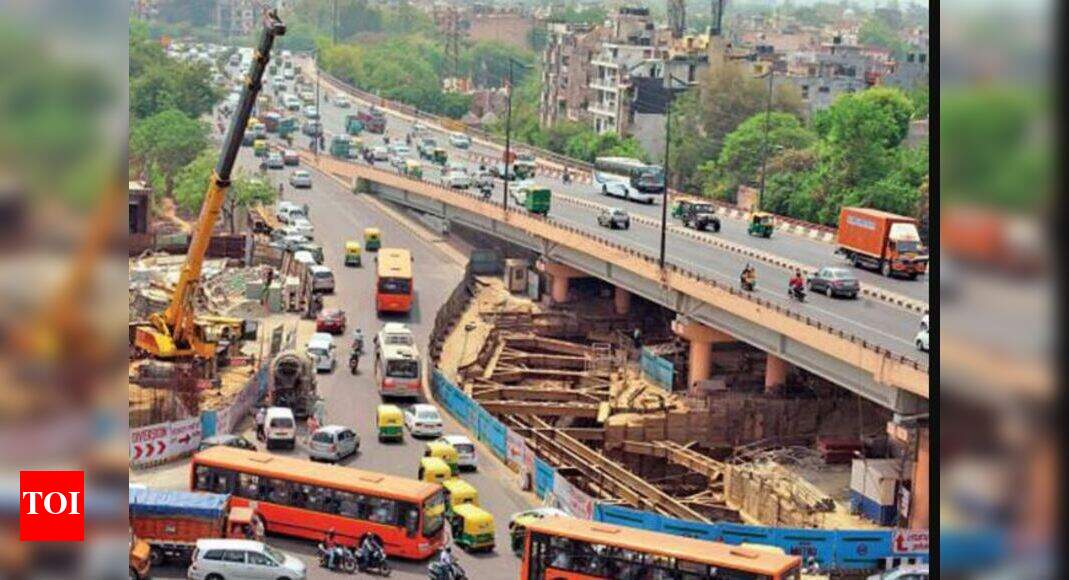 Delhi Construction of underpass at Ashram intersection on Mathura Road