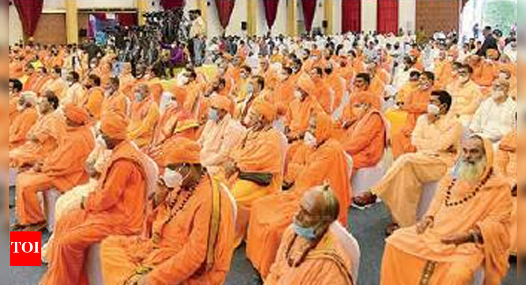 Pontiffs in Karnataka plan to form Mathagala Mahasabha