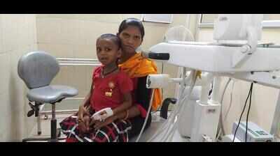 Leopard-bitten girl recovers at Govt Dental College, returns to Junona