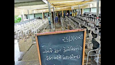 Fewer than 10,000 got jabs in Ahmedabad due to supply woes