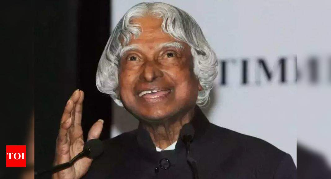 Nation remembers former President Kalam on 6th death anniversary