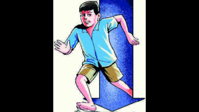 Boy saved from moving train within hours of escaping in Trichy