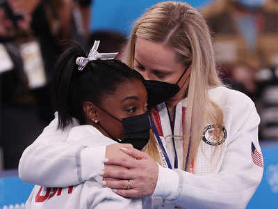 Simone Biles says 'mental health' concerns led to Olympic final withdrawal