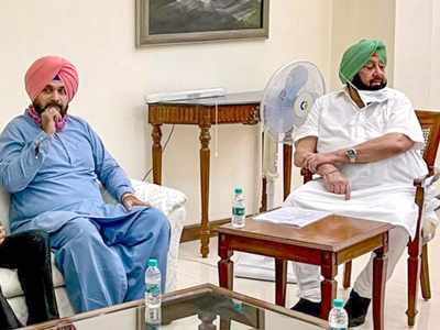 Sidhu's team flags ‘key issues' before Amarinder, told govt already working on them
