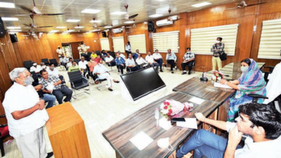 37 market associations meet Jaipur Municipal Corporation mayor over ...