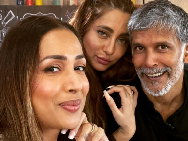 Supermodel Of The Year 2: Milind Soman, Anusha Dandekar and Malaika Arora set the mood for the upcoming season with a picture-perfect selfie