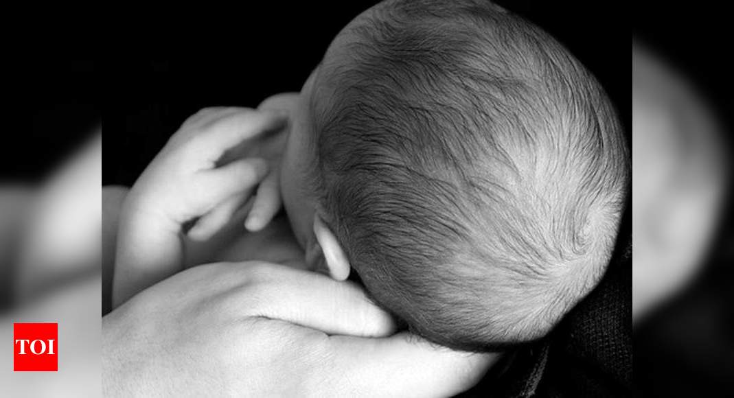 14-yr-old rape survivor delivers baby at police stn