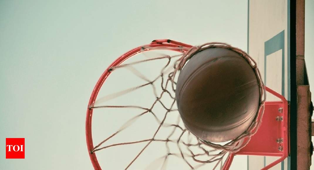 Basketball hoops under 500: Top 6 options you can get for your home