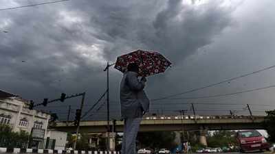 Orange alert issued for Delhi, moderate rains predicted for Saturday