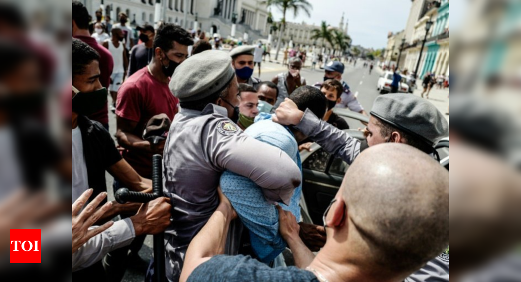 US sanctions two top Cuban police officials for suppressing protests