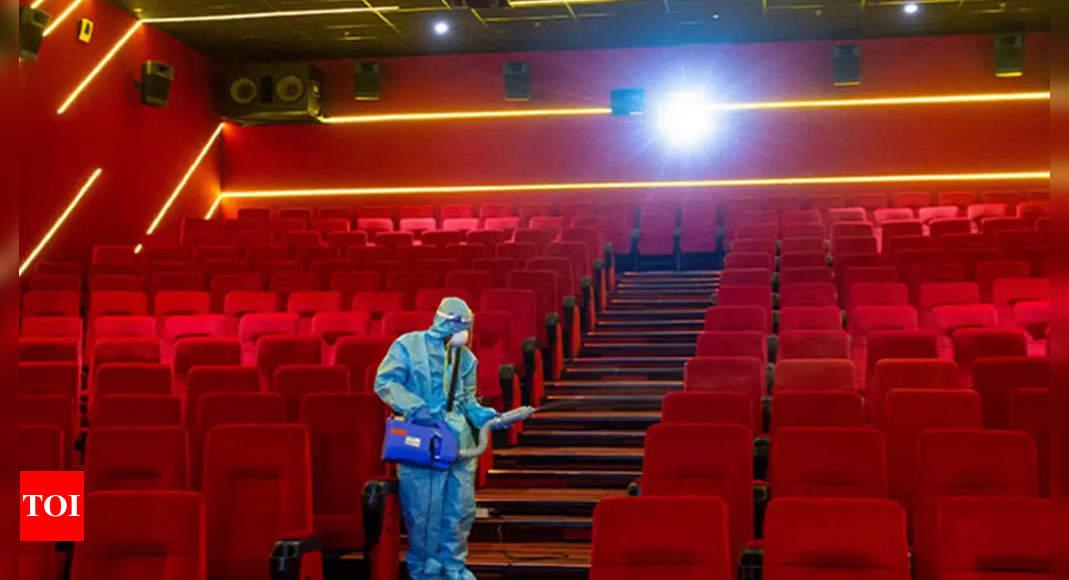 Kolkata theatres to wait for new content