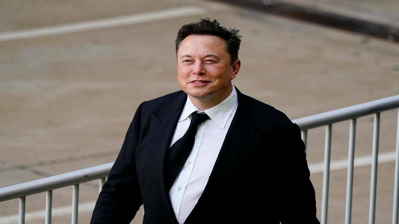 Power Play: Tesla, Elon Musk, and the Bet of the Century
