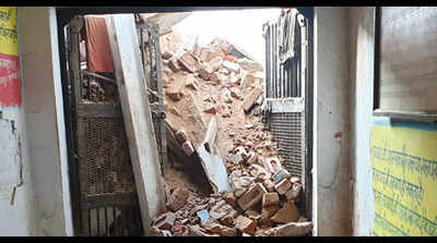 Madhya Pradesh: 22 prisoners injured after barrack wall collapses in Bhind district jail