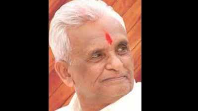 Maharashtra Governor condoles demise of PWP leader Ganpatrao Deshmukh