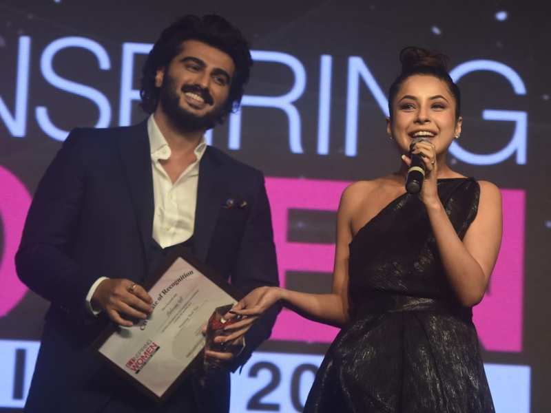 Shehnaaz Gill gets 'Promising fresh face' award at ET Inspiring Women Awards 2021; feels 'truly overwhelmed'