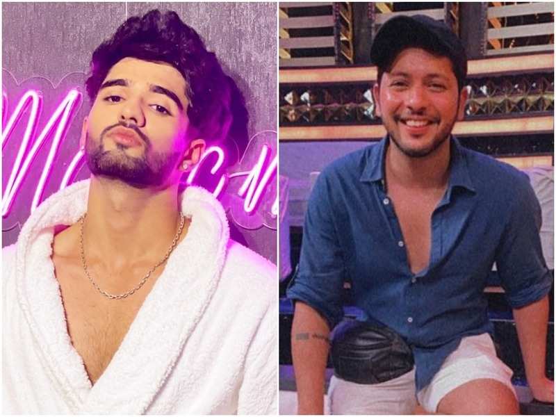 Bathrobe guy Zeeshan Khan confirmed for Bigg Boss OTT, choreographer