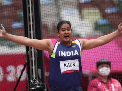Tokyo Olympics: When Kamalpreet was throwing the discus to enter the final, Rakhi Tyagi was coaching her from Patiala