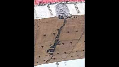 Safety worries after fresh cracks on Dwarka Expressway