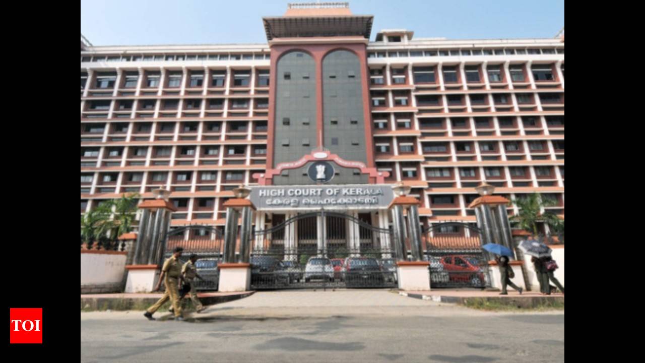 Kerala govt appoints 125 lawyers at high court | Kochi News - Times of India