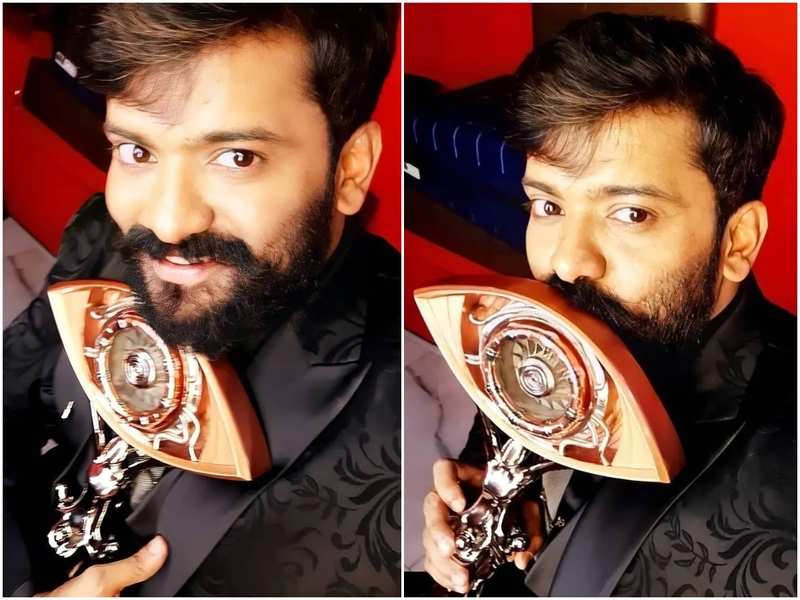 Manikuttan Bigg Boss Malayalam 3 Winner Manikuttan Beams With Joy Shares A Note Thanking Fans Times Of India