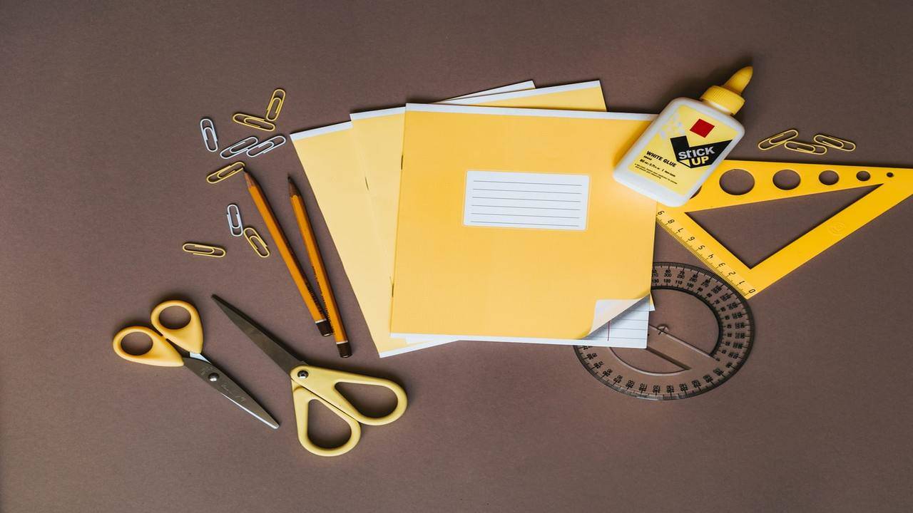 Custom Stationery Kits, Unique Stationery Kit Ideas and Stationery Sets