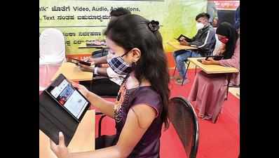 Parents want kids to study online and bunk physical school for now