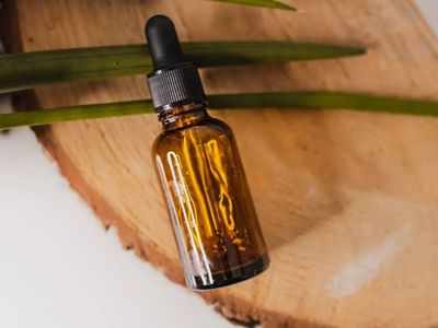 How To Use Tea Tree Oil For Hands, Hair & Nails? | - Times of India