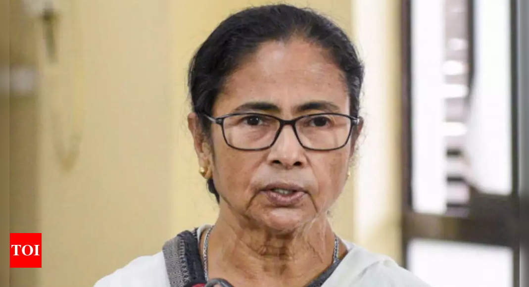 2.5L homeless, Mamata’s flood aerial survey today