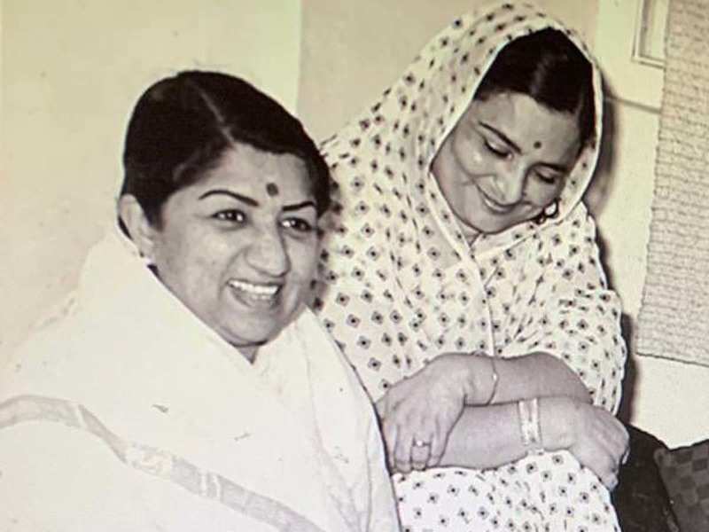 Lata Mangeshkar expresses grief over demise of her 'friend' Padma Shree ...