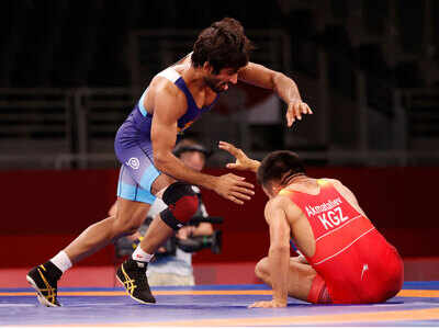 Tokyo Olympics 2020: Bajrang Punia moves to quarterfinal | Tokyo Olympics  News - Times of India