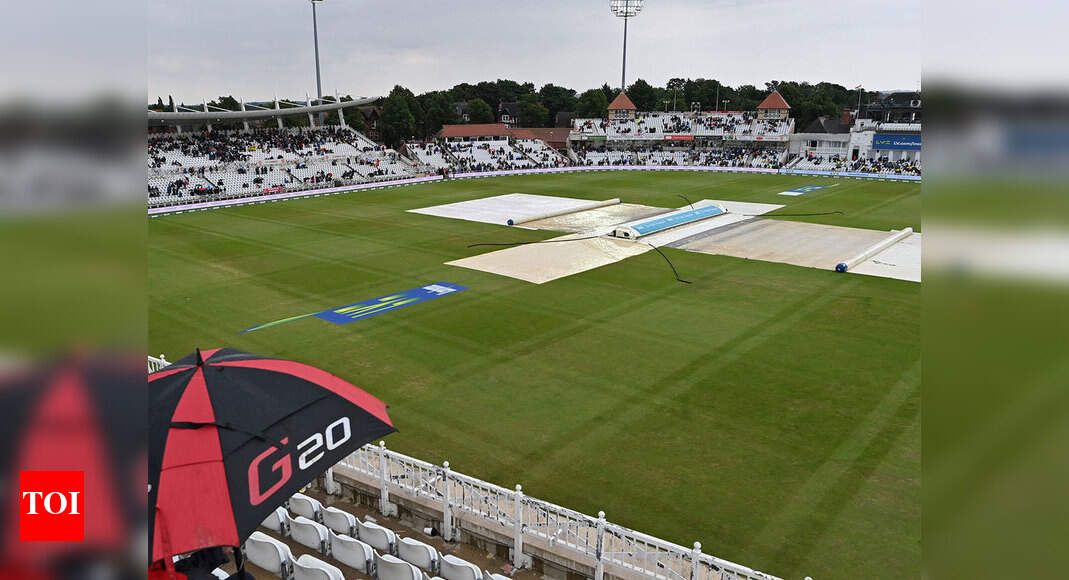 IND vs ENG Live: Rain stops play in Nottingham