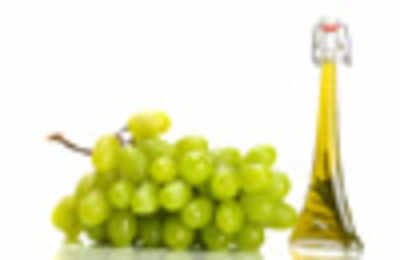 Beauty benefits of grape seed oil