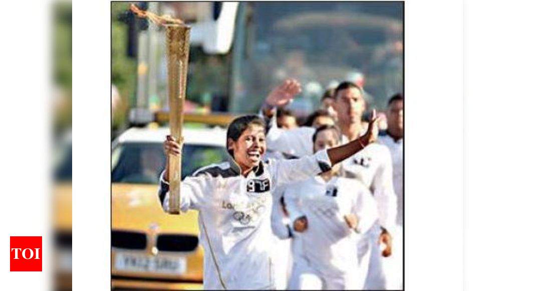 2012 Olympic torchbearer toils at tea garden for Rs 167/day