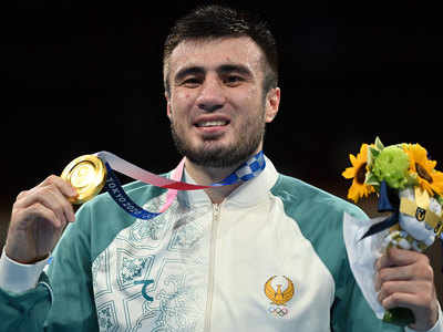 Tokyo Olympics 2020: Bakhodir Jalolov wins gold in super-heavyweight boxing
