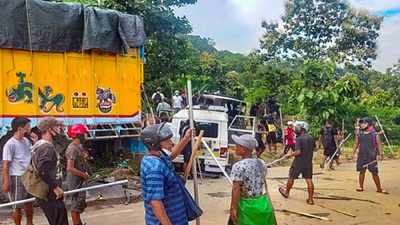 Trucking resumes over Assam-Mizoram's disputed border