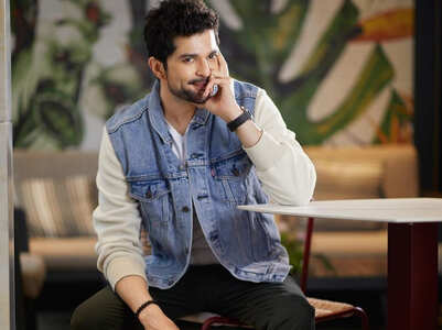 BB OTT: 1st contestant Raqesh introduced