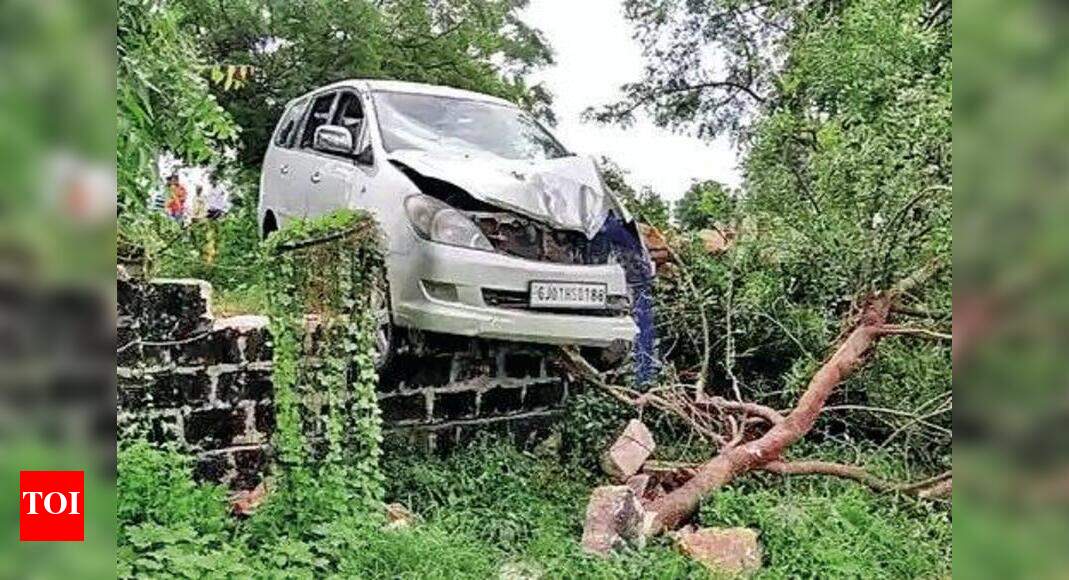 Two children on way to school run over by SUV | Surat News - Times of India