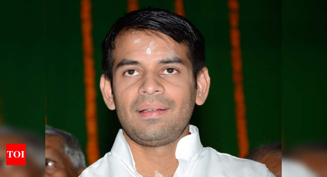 Poster row: Tej Pratap threatens to file FIR against journalists