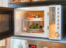 Nutritionist claims cooking in the microwave is safe
