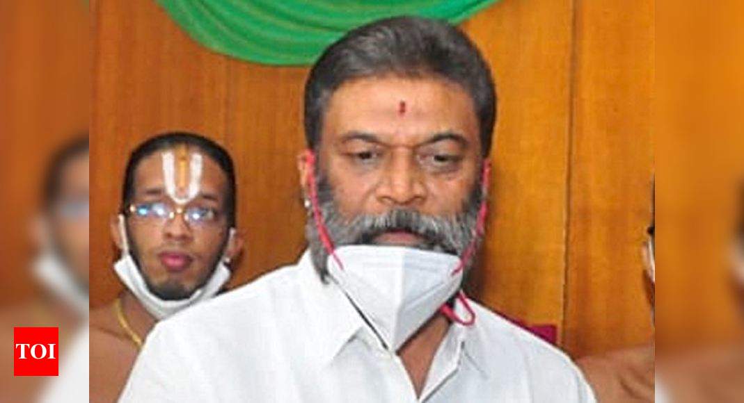 Sulking over portfolio, K'taka minister hints at resignation