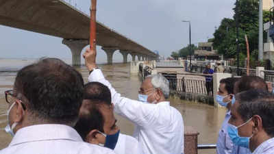 Nitish Kumar conducts aerial survey of flood-hit areas, asks DMs to remain alert