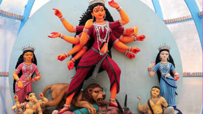 West Bengal: 4 women priestesses to conduct entire Durga puja ...