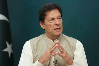Imran Khan says US prefers India, 'uses' Pakistan for settling Afghan crisis