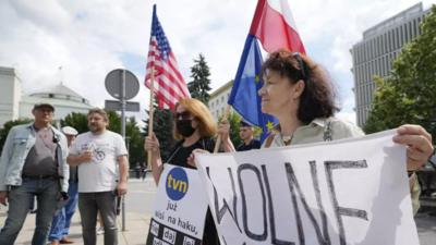 Media, Holocaust bills test Poland's ties with US, Israel