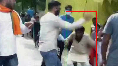UP: Kanpur man assaulted in front of minor daughter