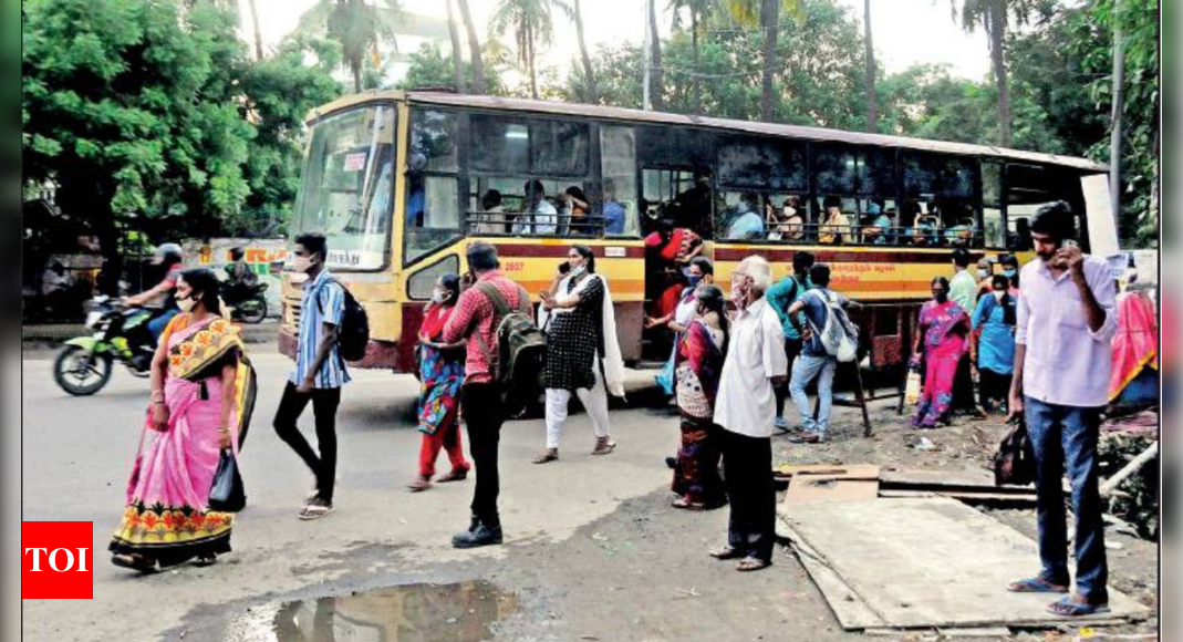 Chennai: Velachery bus terminus in bad shape