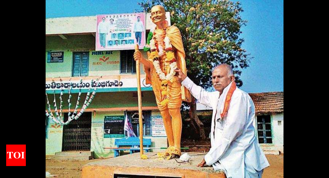 'Mahatma Gandhi statue a sign of communal amity'