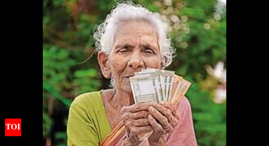 Telangana rolls out Aasara for 57-65-year category
