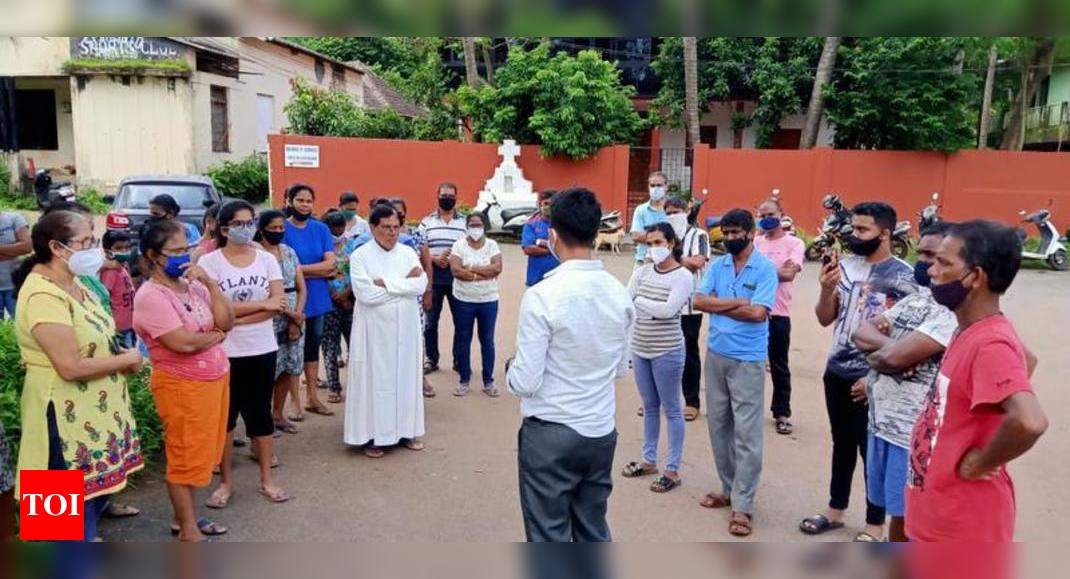 United we stand: Navy personnel join St Jacinto locals for I-Day flag-hoisting in Goa